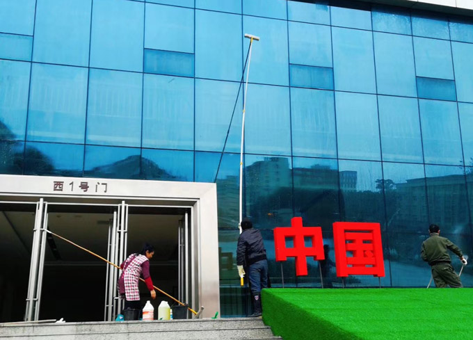 校區(qū)內(nèi)專業(yè)外墻清洗、建筑清洗